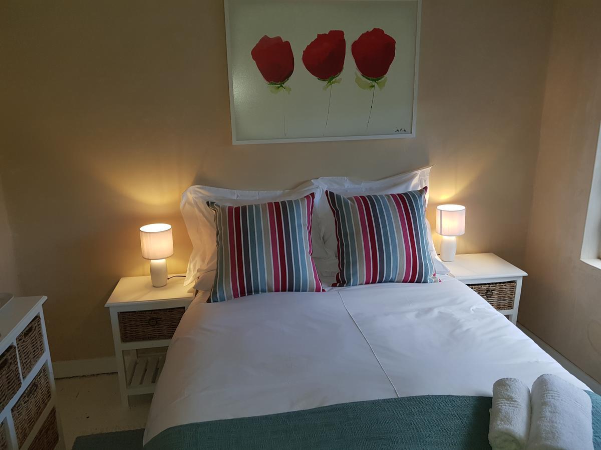 Guest House Frame Ace Белвилл Экстерьер фото