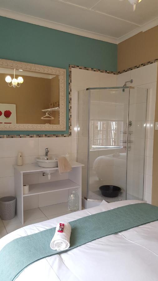 Guest House Frame Ace Белвилл Экстерьер фото