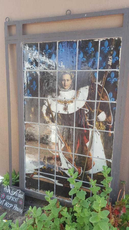 Guest House Frame Ace Белвилл Экстерьер фото